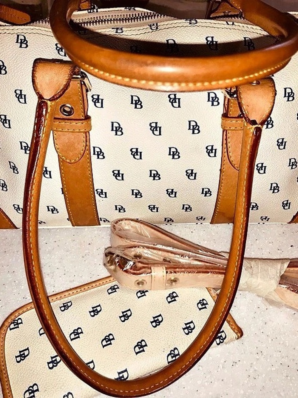 Dooney & Bourke Women's Logo Tote in White & Brown